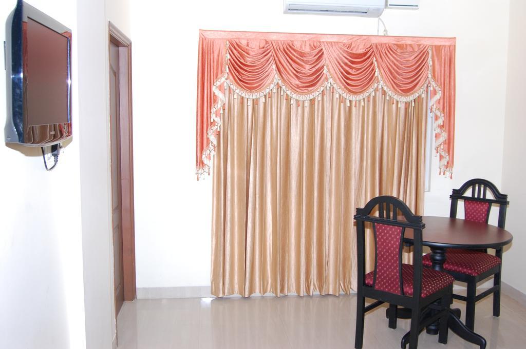 Hotel Sona'S Tiruchirappalli Rom bilde